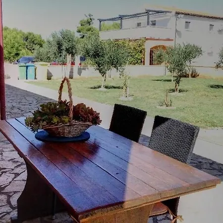 Studio Apartman I Mali Apartman Vir Exterior photo